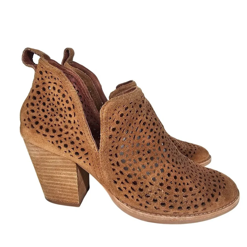 Jeffrey Campbell Rosalee Suede Perforated Ankle Booties Laser Cut Brown Size 8.5
